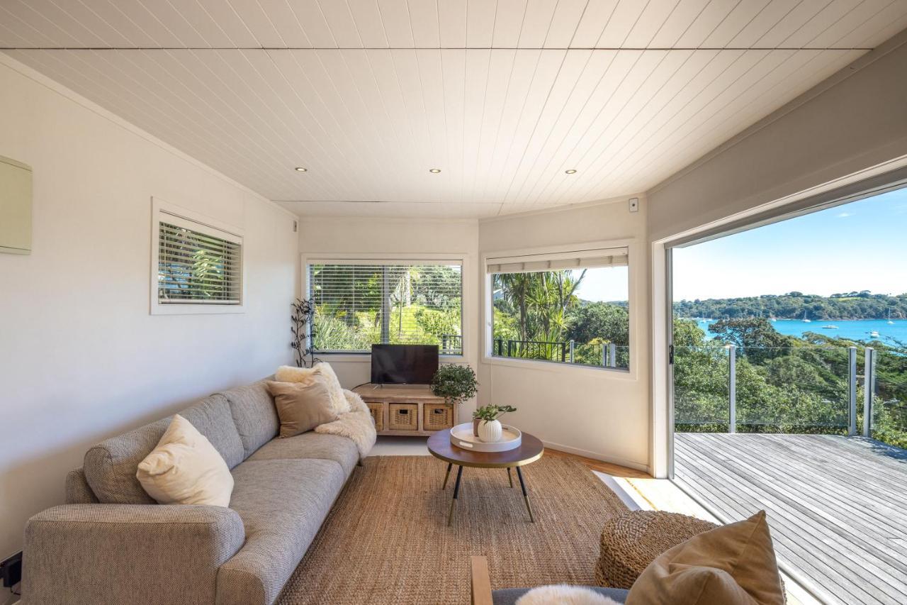 Tawa Cottage - Coast & Country Oneroa エクステリア 写真