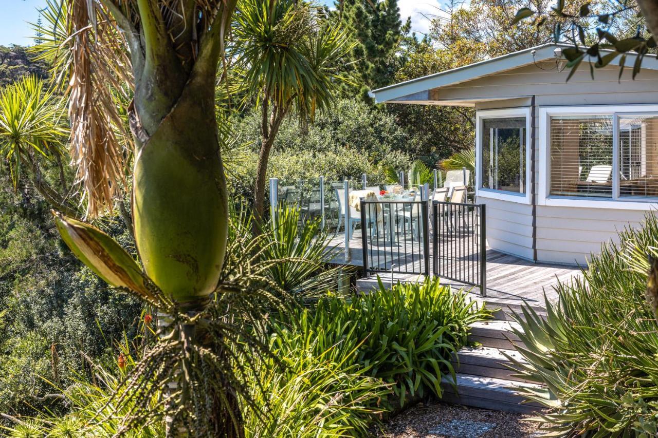 Tawa Cottage - Coast & Country Oneroa エクステリア 写真