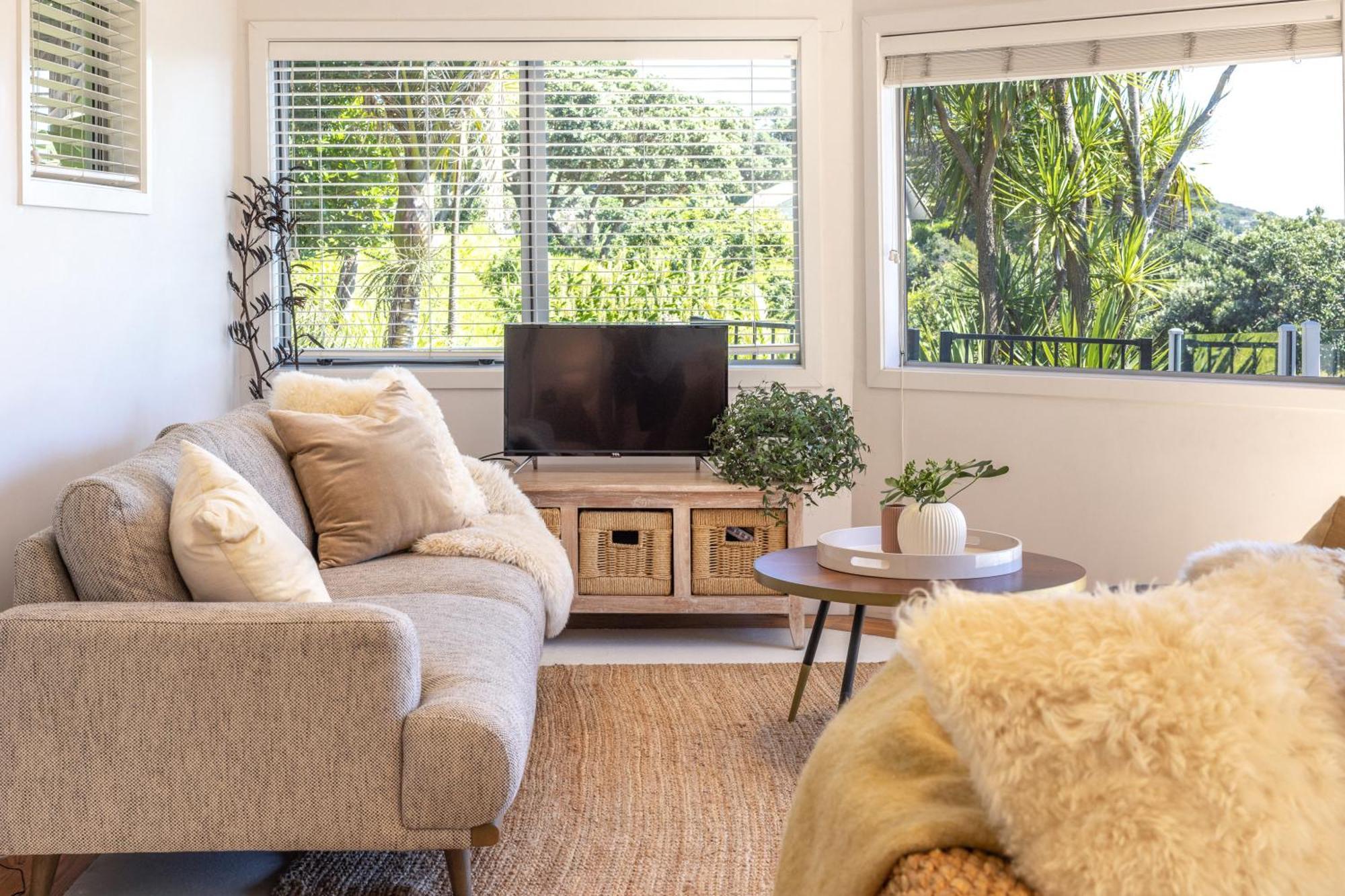 Tawa Cottage - Coast & Country Oneroa エクステリア 写真